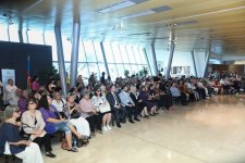 В Баку на фоне великолепных ковров представлен спектакль об основателе империи  Сефевидов (ФОТО)